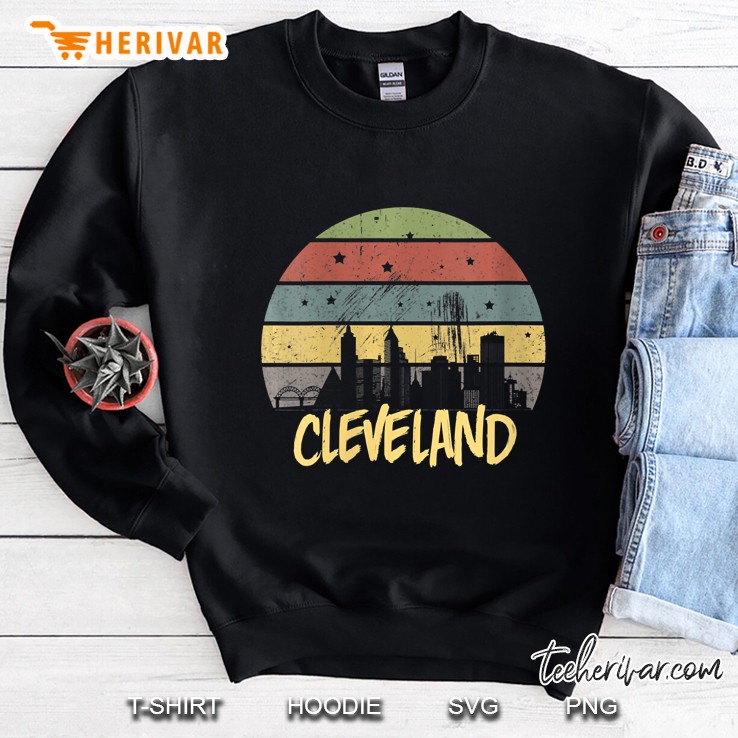 Womens Cleveland Ohio I Love Cleveland Skyline City Gifts A V-Neck Sweatshirt