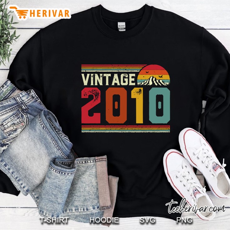 2010 Vintage Birthday Gift Retro Style Sweatshirt