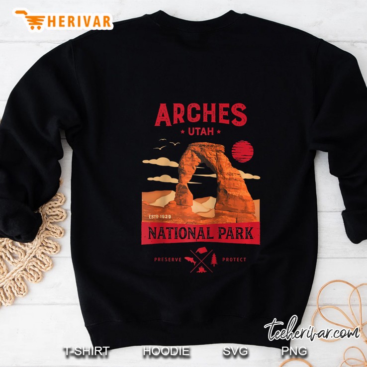 Arches National Park Gifts Delicate Arch Vintage Utah Men Raglan Baseball Tee Sweatshirt