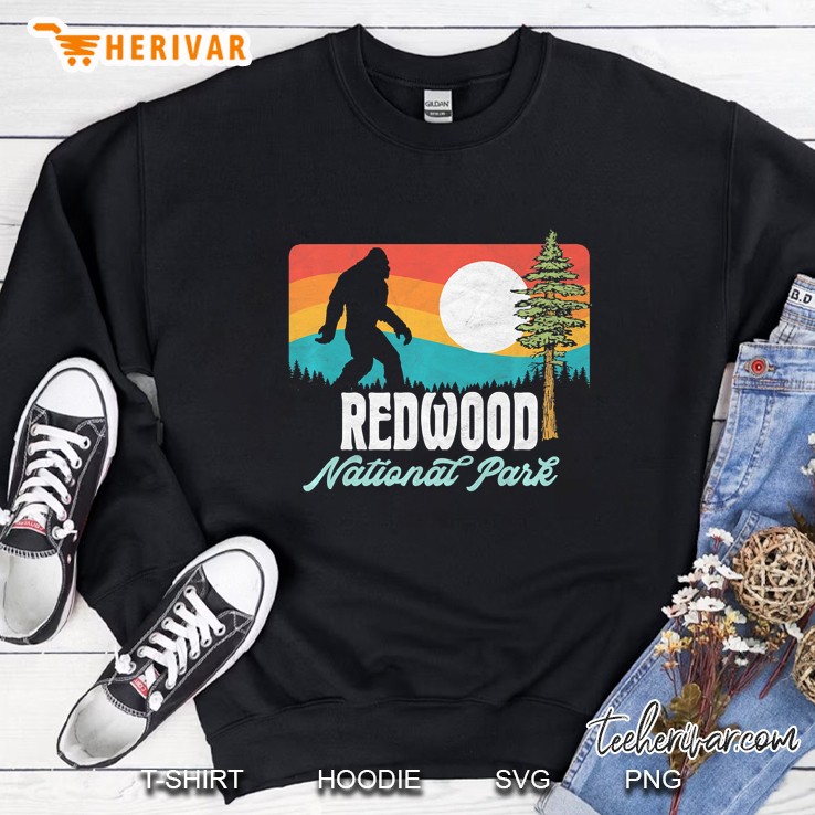 Vintage Redwood National Park Bigfoot Tree & Mountains Retro Premium Sweatshirt