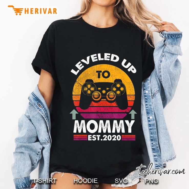 Leveled Up To Mommy Est 2020 -Funny Promoted To Mommy 2020 Ver2 Hoodie