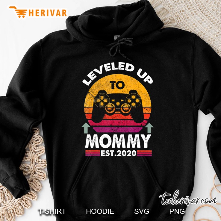 Leveled Up To Mommy Est 2020 -Funny Promoted To Mommy 2020 Ver2 Mugs