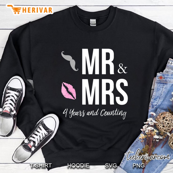 4Th Wedding Anniversary Shirt - Mr. & Mrs. 4 Years Sweatshirt