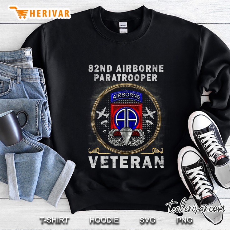 82Nd Airborne Paratrooper Veteran Vintage Mens Sweatshirt