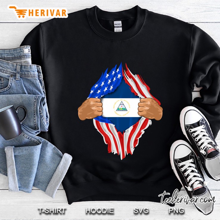 Nicaraguan Blood Inside Me Nicaragua Flag Gift Sweatshirt